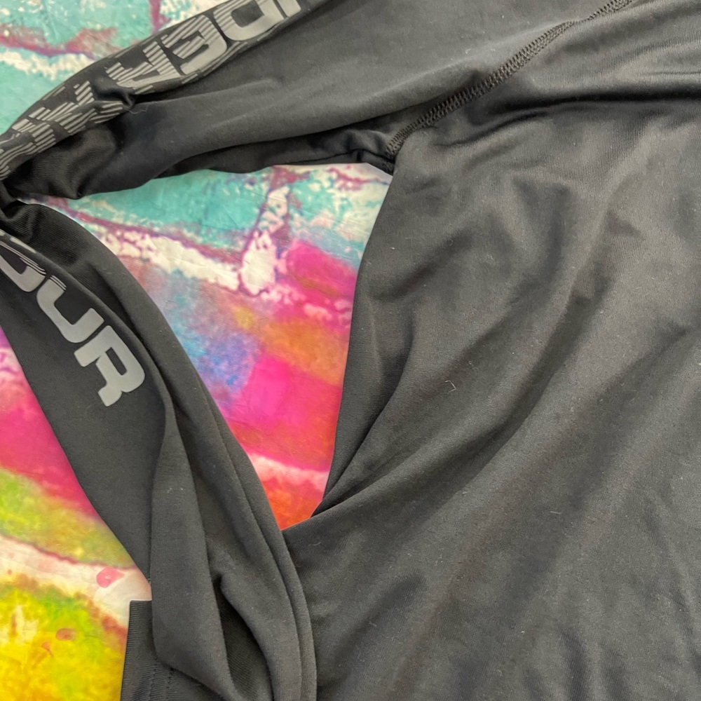 UnderArmour long sleeve tee in black size s G39 - Picture 4 of 6